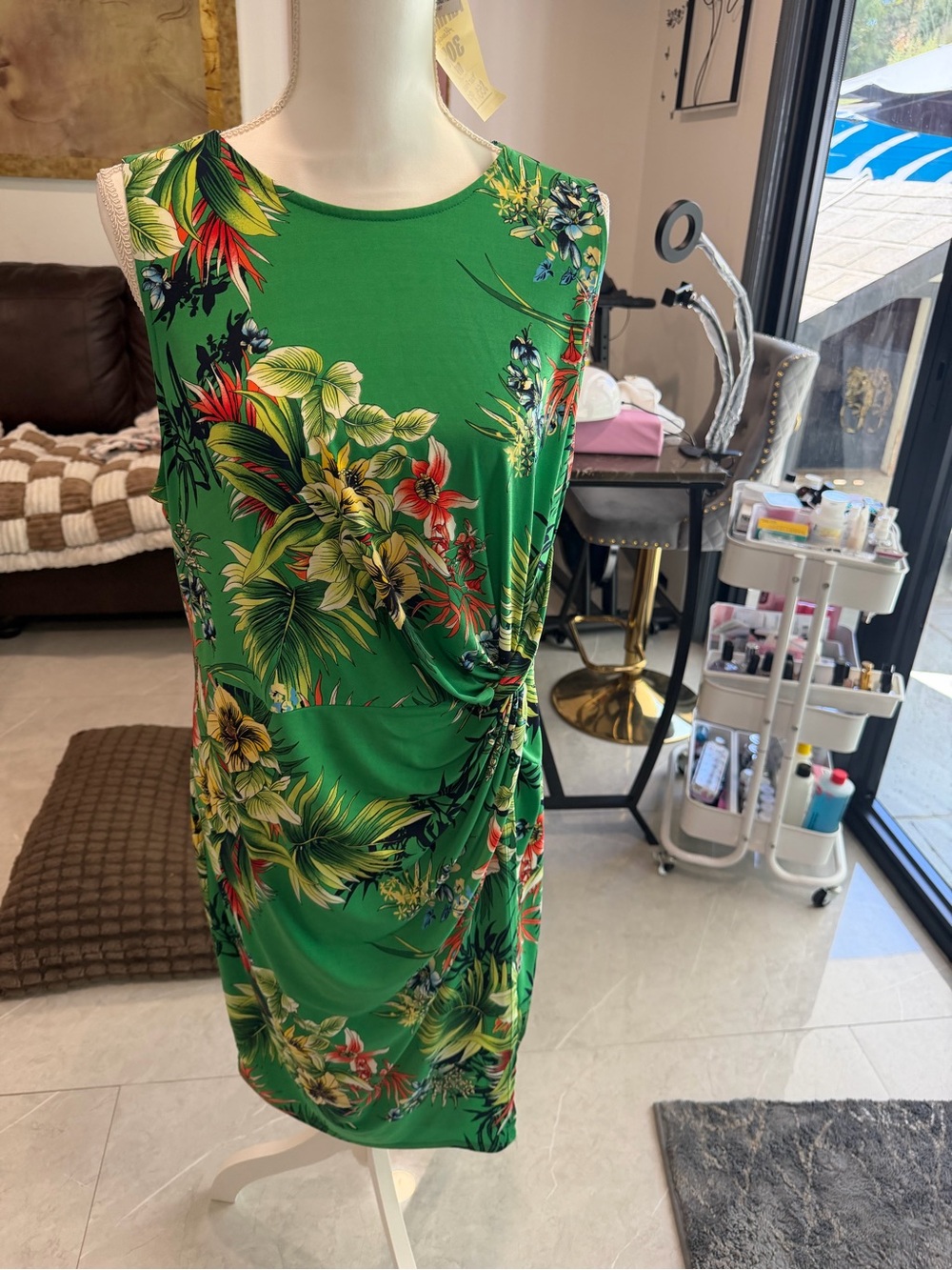 Sleeveless Tropical Green Floral Knot-Detail Dress